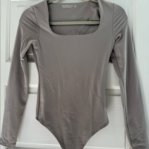 Abercrombie bodysuit - Picture 3 of 3